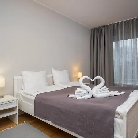 Dream - One Bedroom On Old Town Border